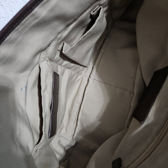 ๐50% OFF! Coach Nylon Messenger Bag - Picture 10 of 16